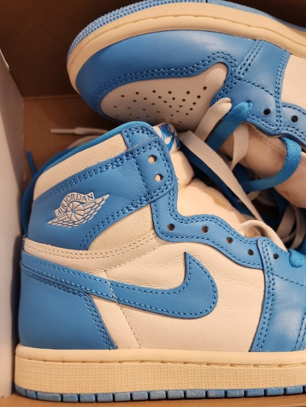 Nike Air Jordan 1 Retro High Top OG Sneakers in Blue and White